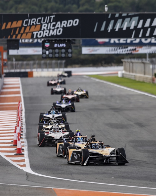 Formula E新赛季开赛在即，韩泰轮胎宣布两大动作